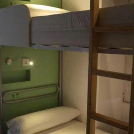 O Santo Hostel *